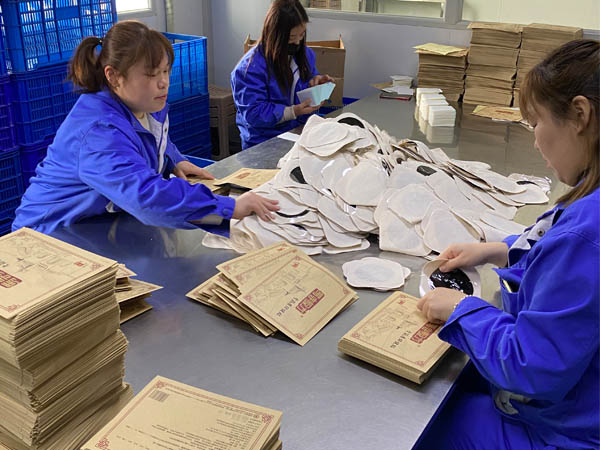 膏貼代加工外用貼劑市場好做嗎？膏藥加工生產廠家分析幾點